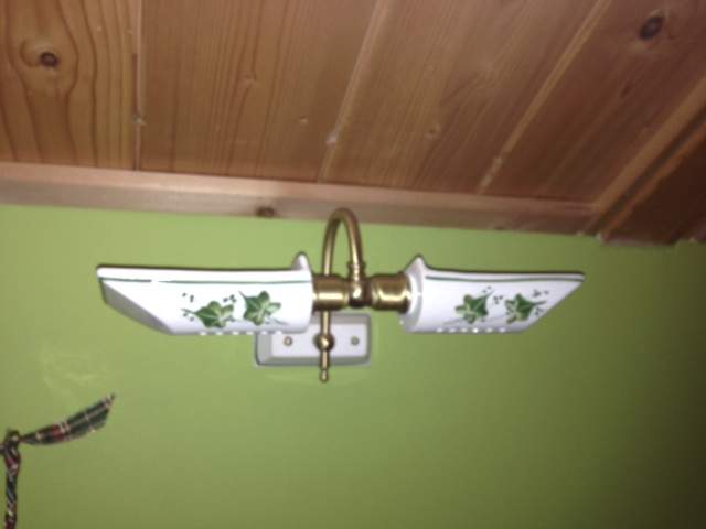 Applique provenzale in ceramica decorata