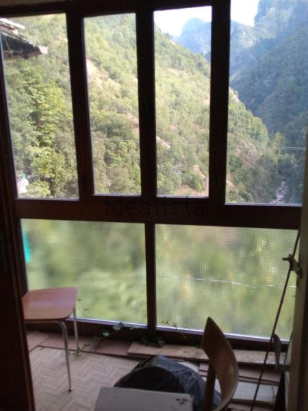 Monzone Alto, via colletto 21, casetta semplice,in parte ristrutturata