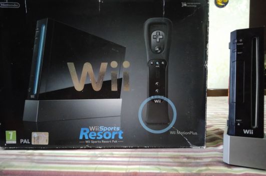 nintendo--wii black.