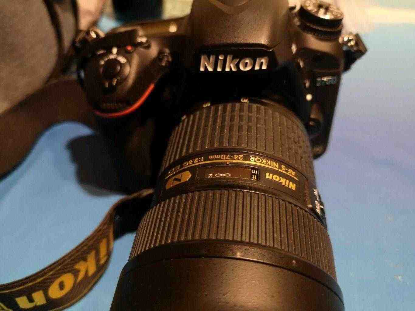 Reflex Nikon D750 24.3MP 2 ottiche 24-70MM + 50mm
