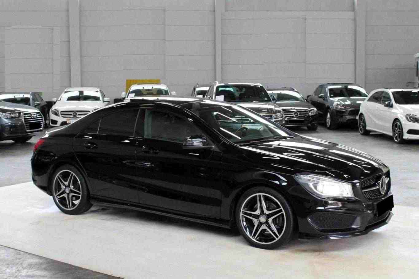 Mercedes-Benz CLA 220 CDI nero
