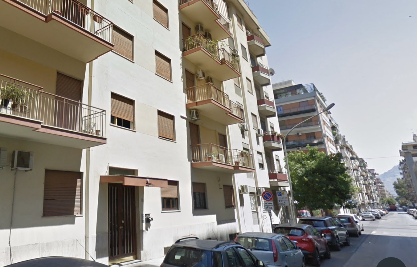 Appartamento in Vendita in Via Maggiore Pietro Toselli 177 a Palermo