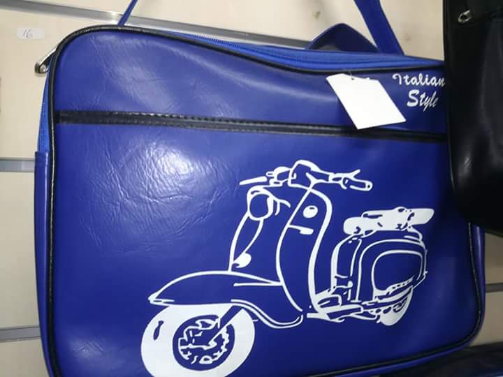 Zaini a tracolla marca vespa o london 