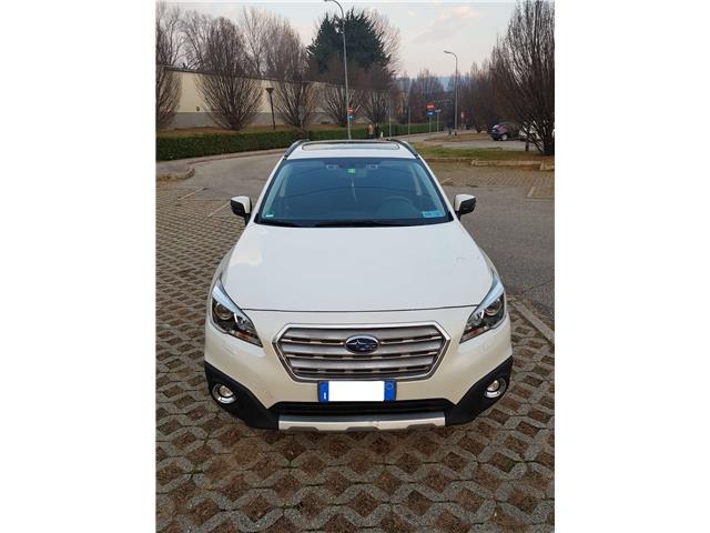 Subaru OUTBACK 2.0d Lineartronic