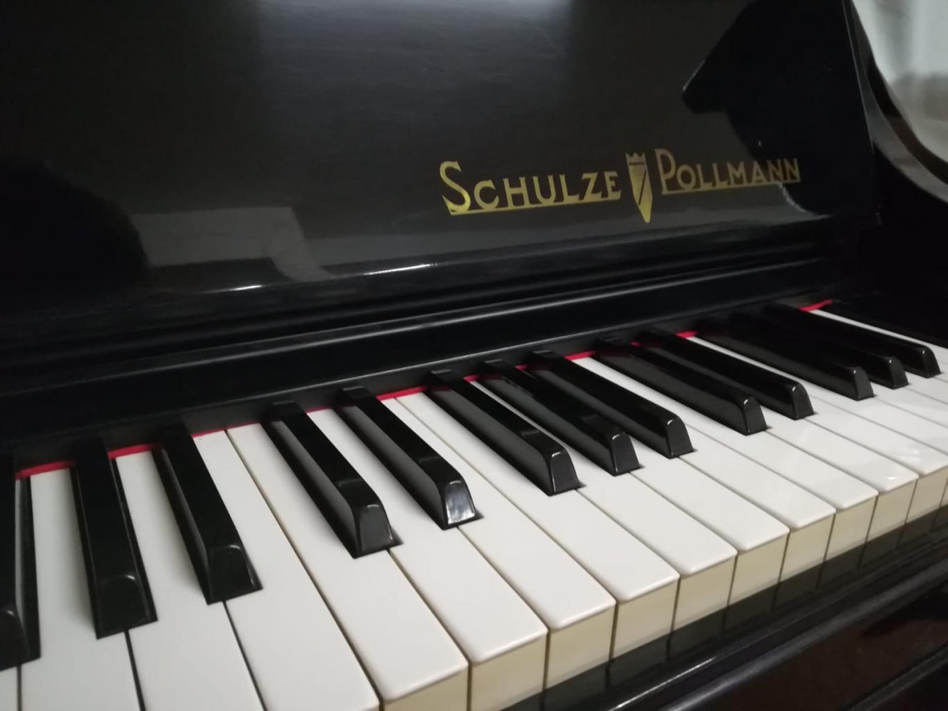 pianoforte verticale Schulze Pollmann