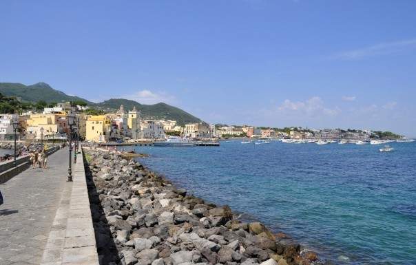 Monolocale vacanze - guest room a Ischia lastminute