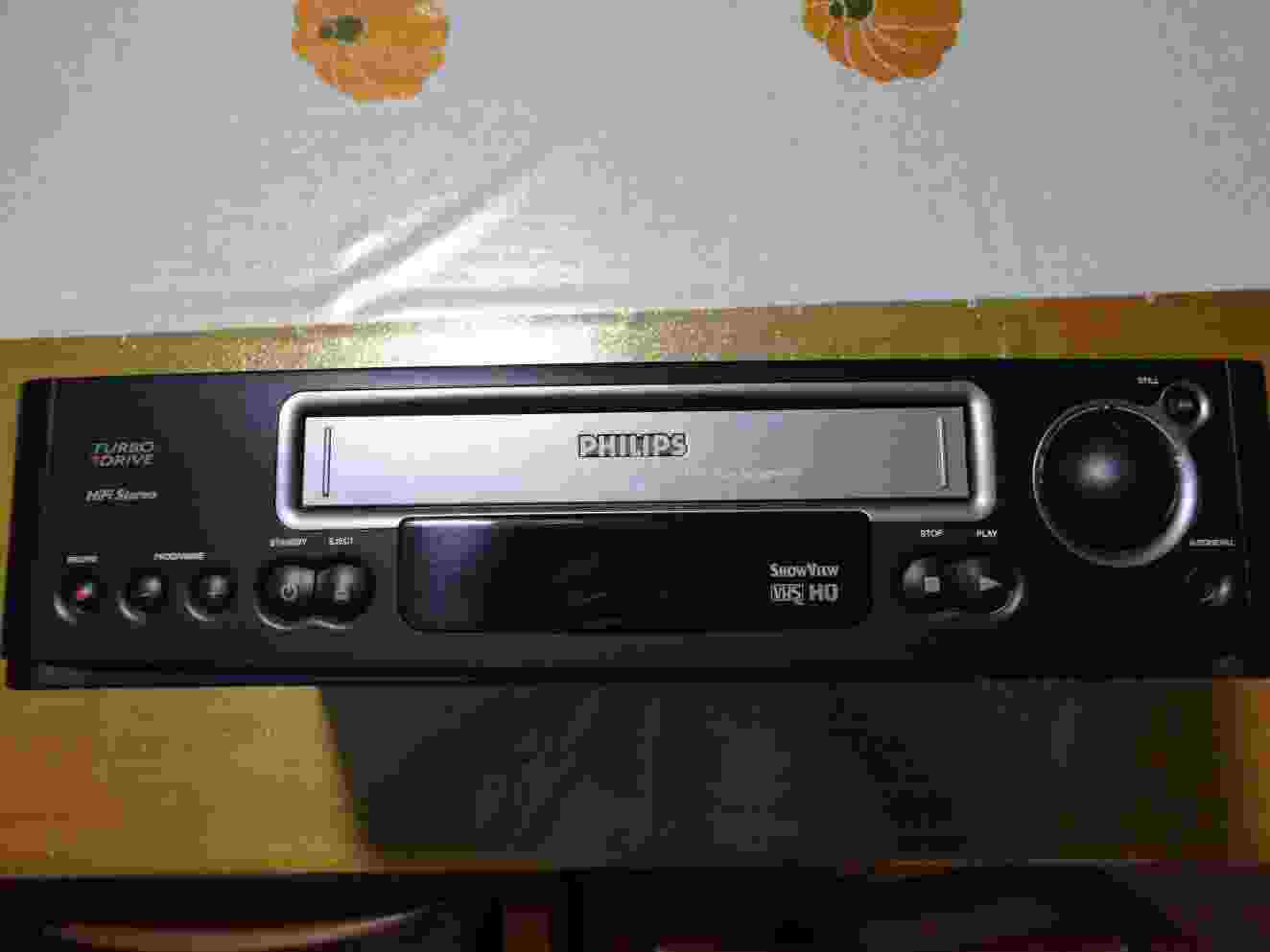 Videoregistratore Philips VR686