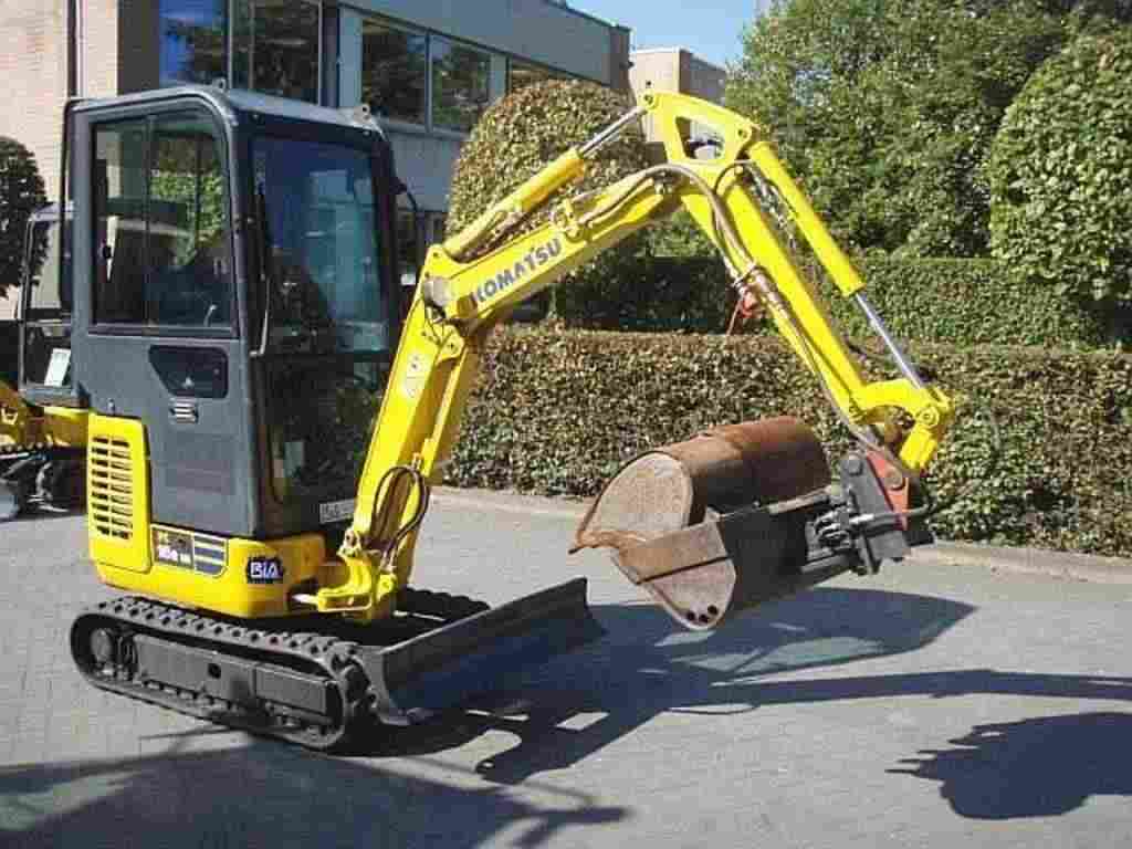 Miniescavatore 2008 Komatsu PC16