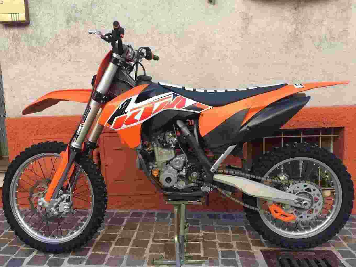 Vendo KTM SX 250 F 4 tempi