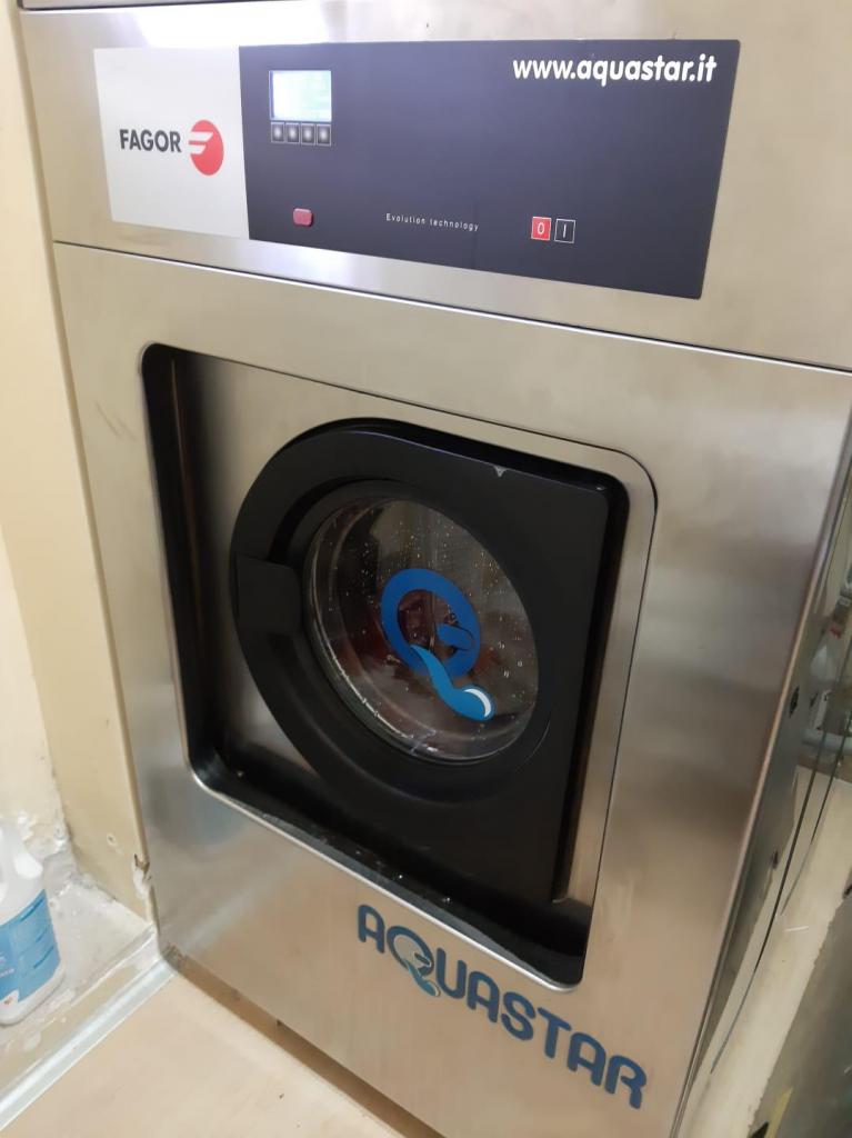 lavatrice super centrifugante 18kg  perfettamente funzionante