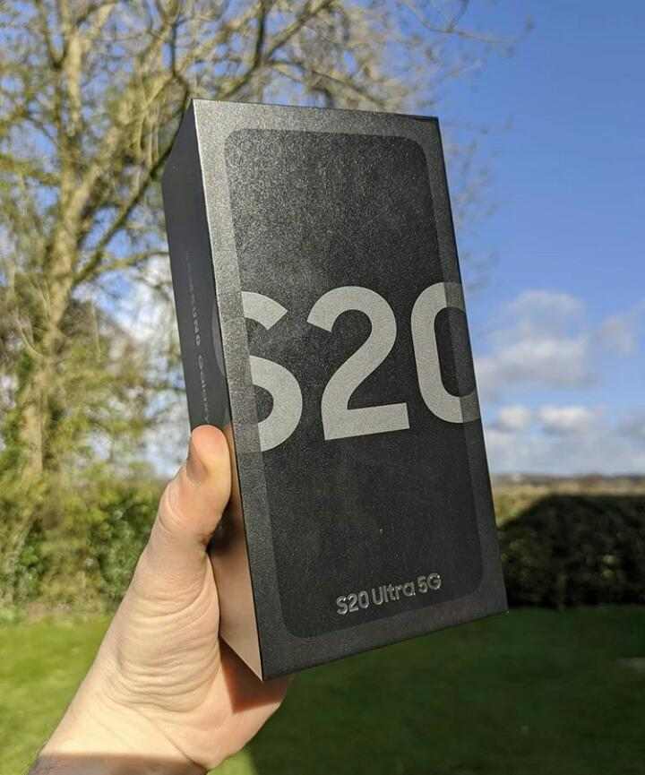stockprezzo Samsung S20 Ultra 5G, S20+, S20, Z Flip