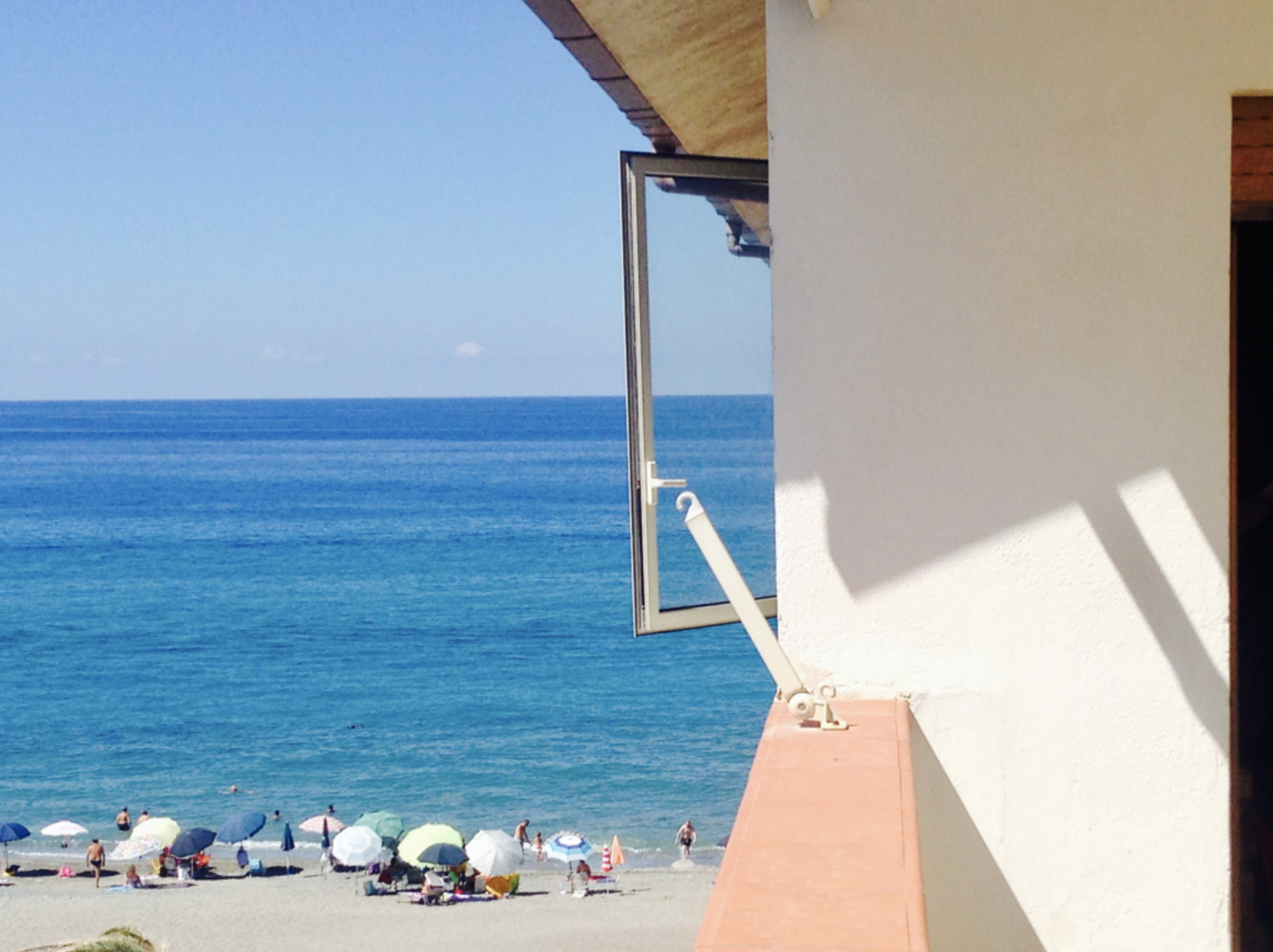 Attico SULLA SPIAGGIA in Calabria casa vacanze al mare