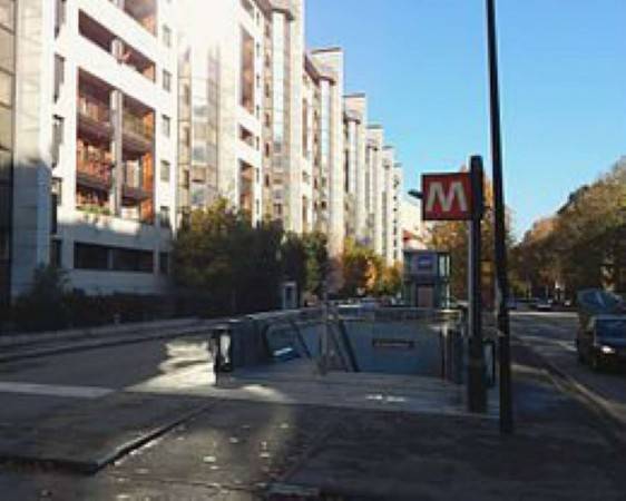 Trilocale a studenti comodo metropolitana