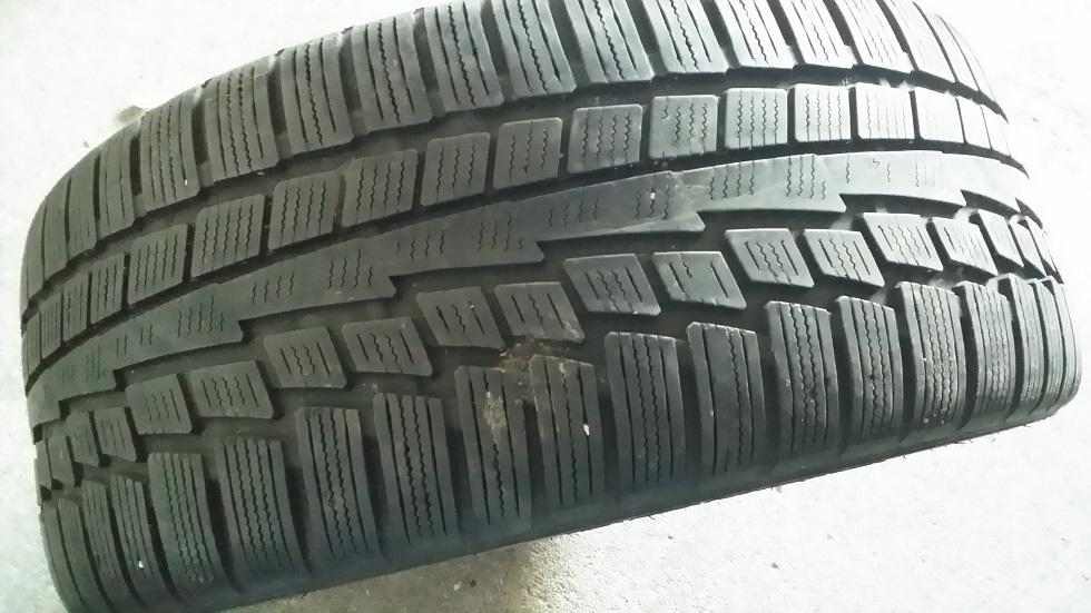 Gomme 245 45 18  Nokian