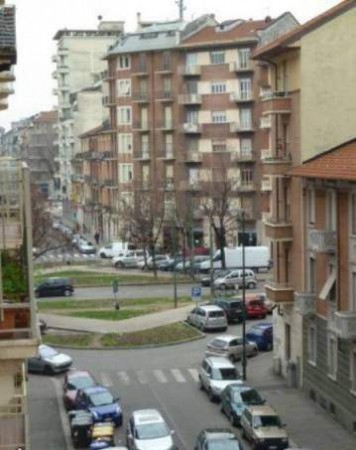 Piazza Rivoli - monolocale 40 Mq