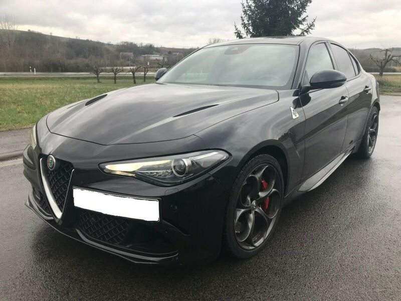 Alfa Romeo Giulia 2.9 V6 Bi-Turbo Quadrifoglio