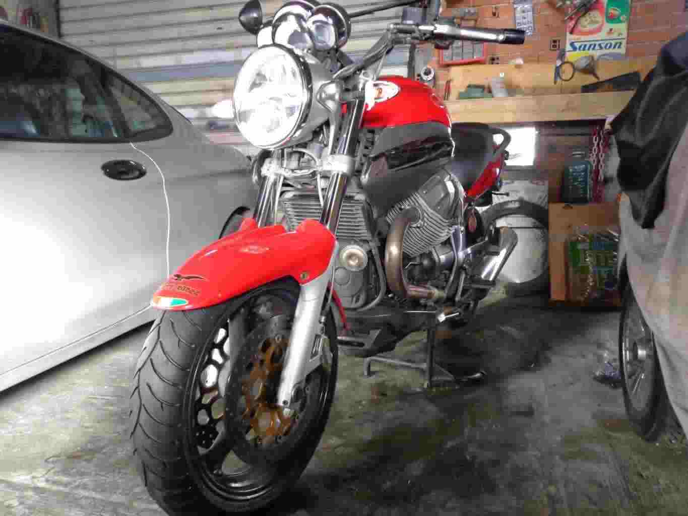 guzzi breva 1100 vendo o scambio con auto a gasolio dal 2005 in poi