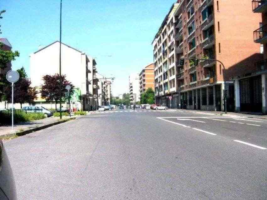Ampio trilocale - Mirafiori - Piazza Bengasi