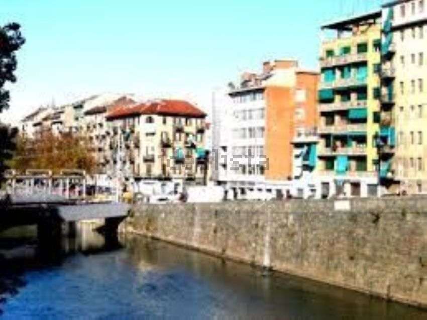 monolocale pressi lungo dora napoli