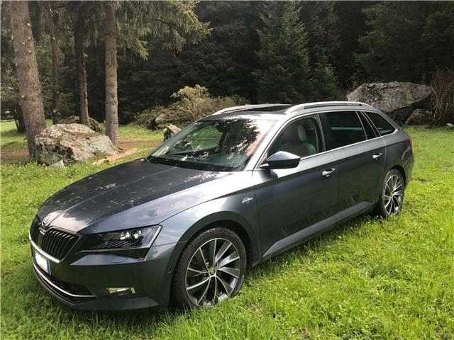 Skoda Superb SCR DSG 4x4 Wagon