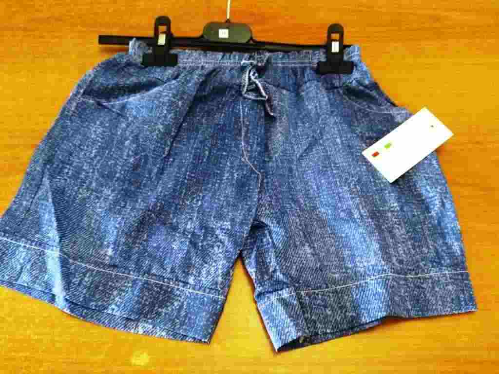 pantaloncini bimbi a 2 euro