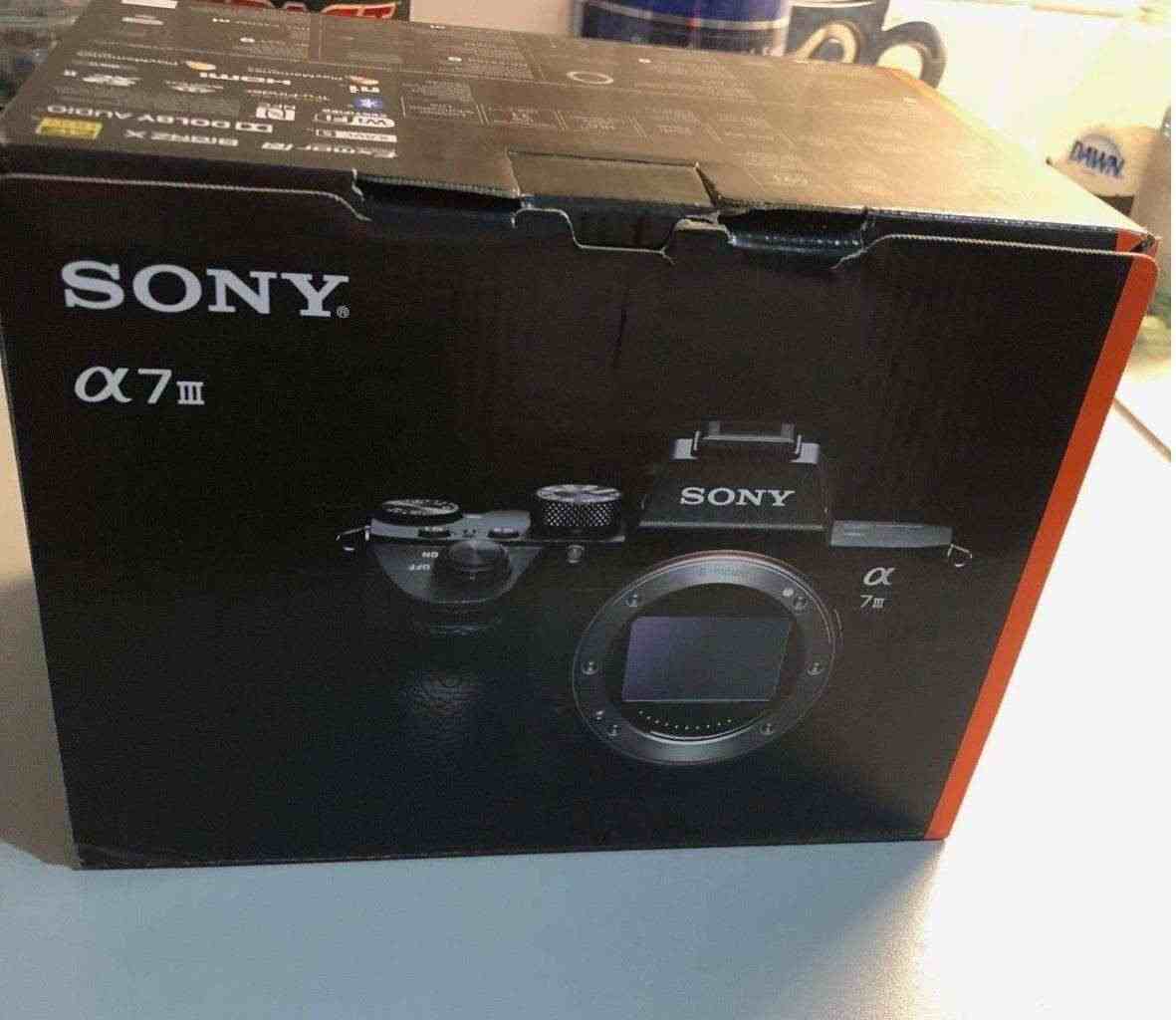 Sony α7 III con sensore di immagine full-frame da 35 mm