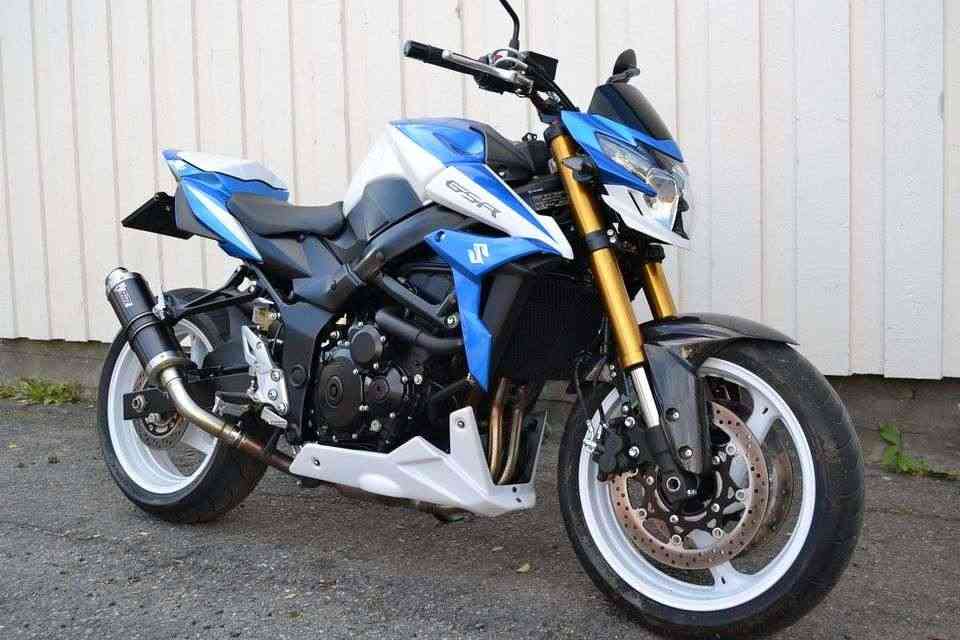 suzuki gsr 750 Garantita