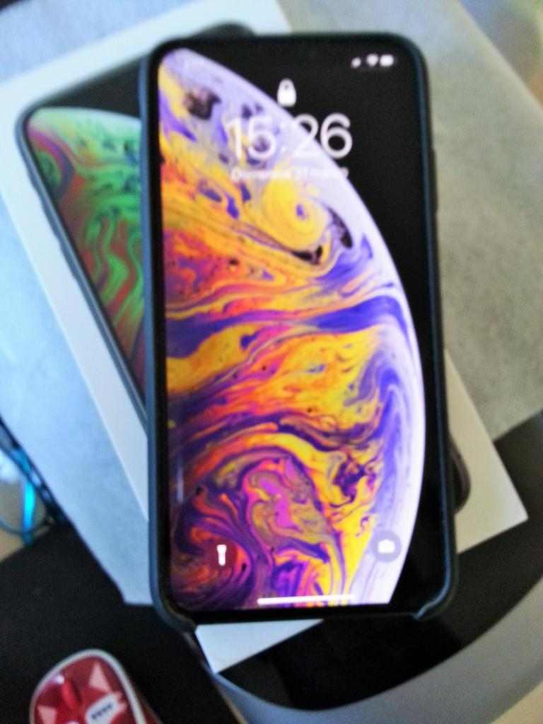 vendo iphone x max in perfette condizioni 