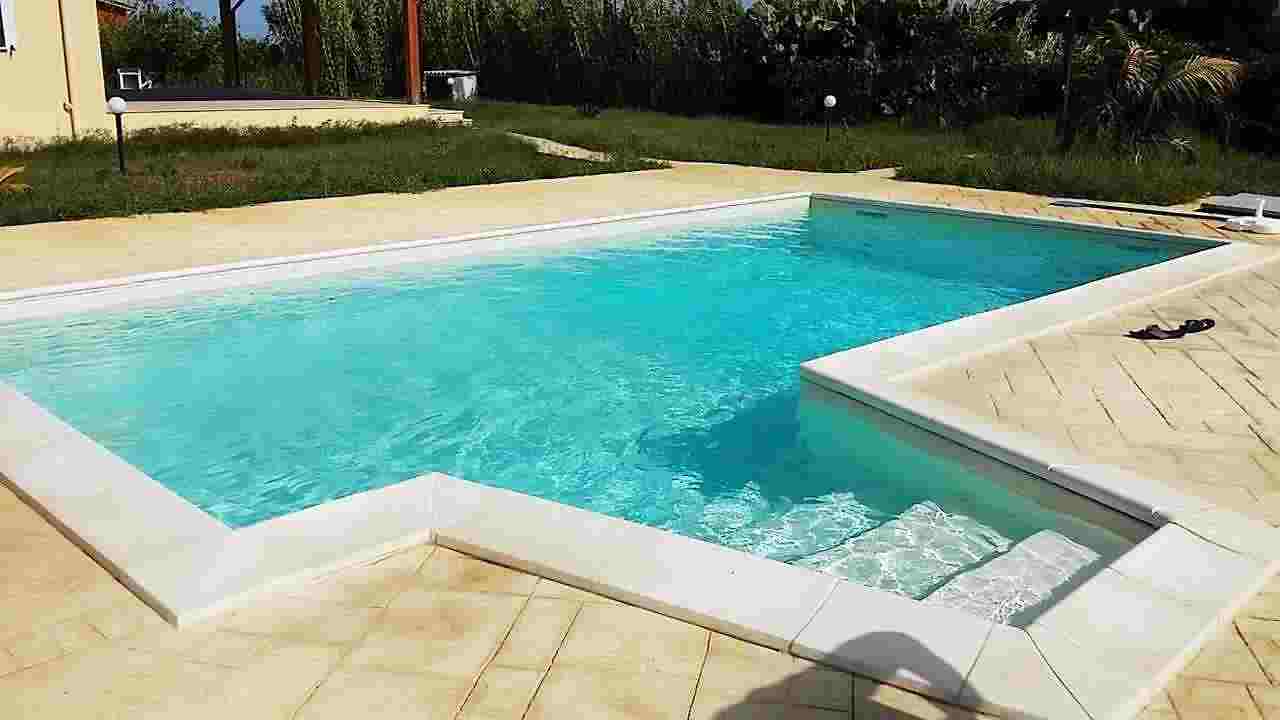 Balestrate villa con piscina & case