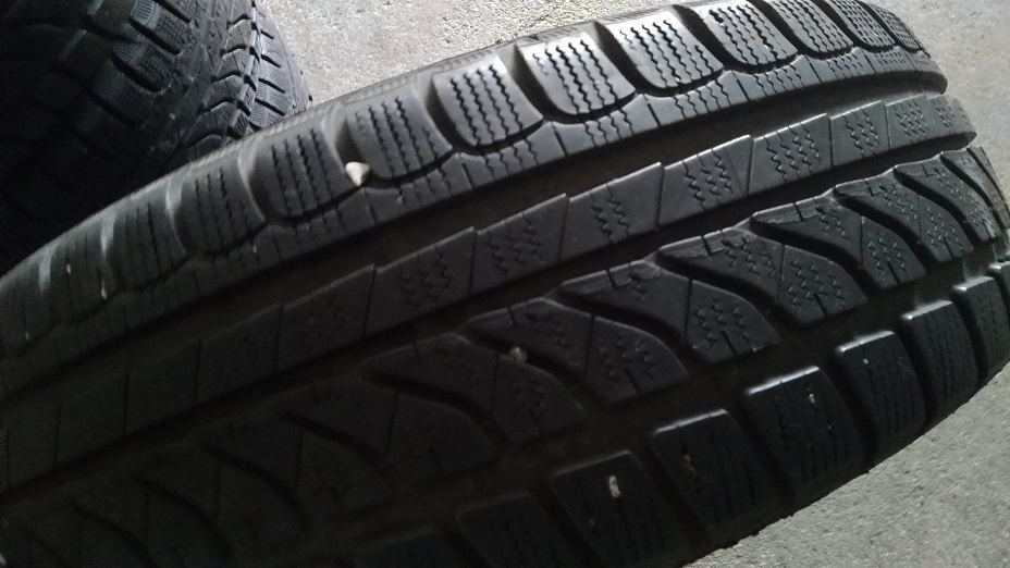 Gomme 185 60 15 Dunlop