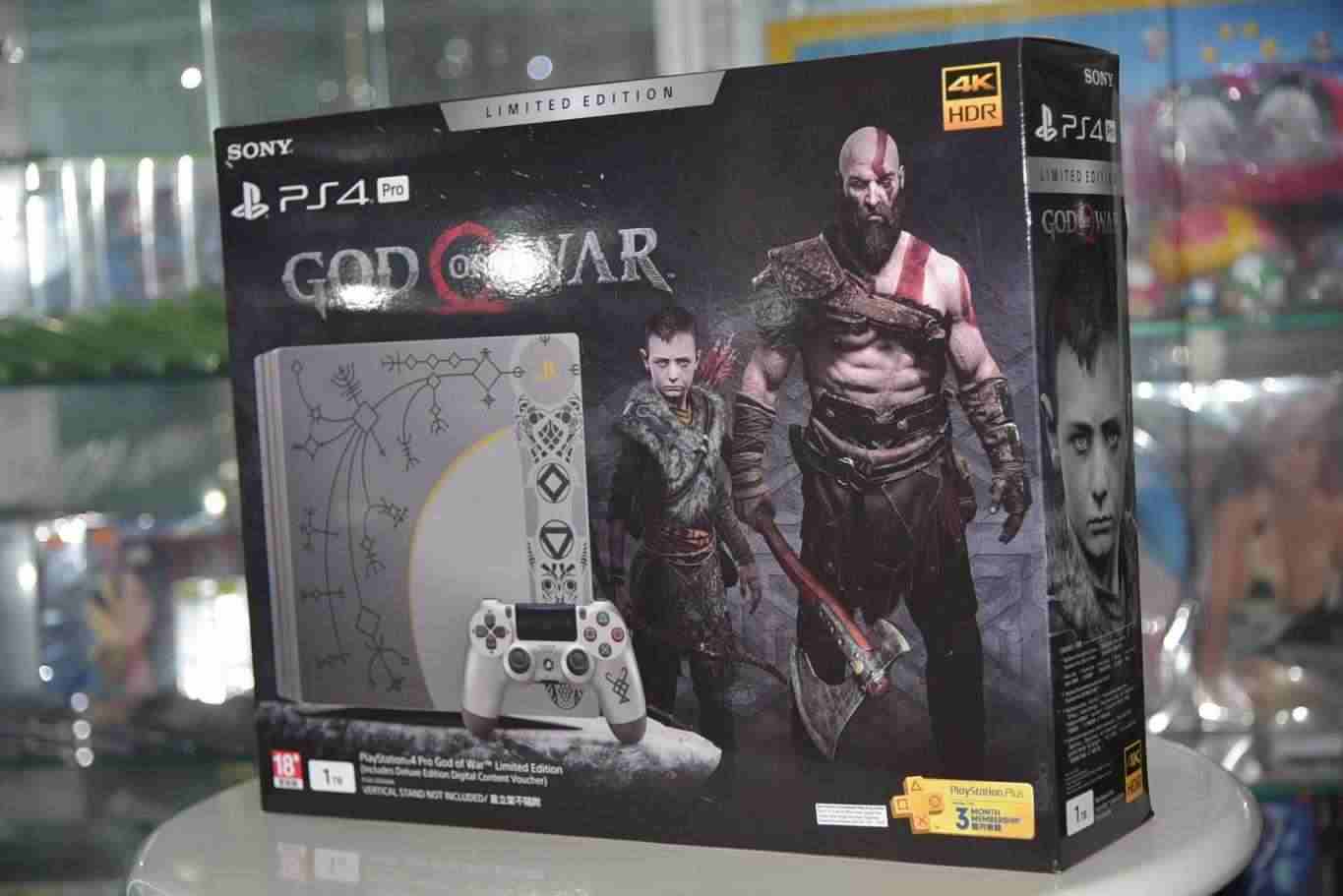  PlayStation 4  Pro 1TB God of War Limited Edition