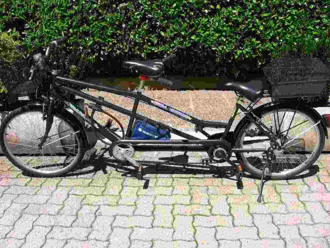 TANDEM Lungo NERO IN ACCIAIO 