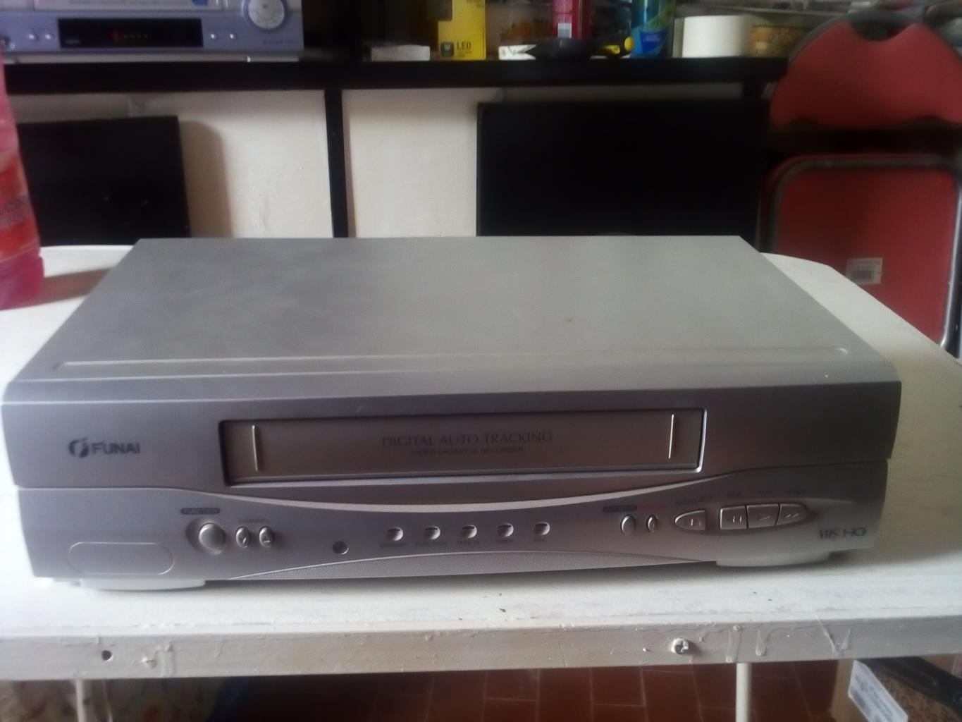 Videoregistratore vintage (VHS) FUNAI (NO telecomando)