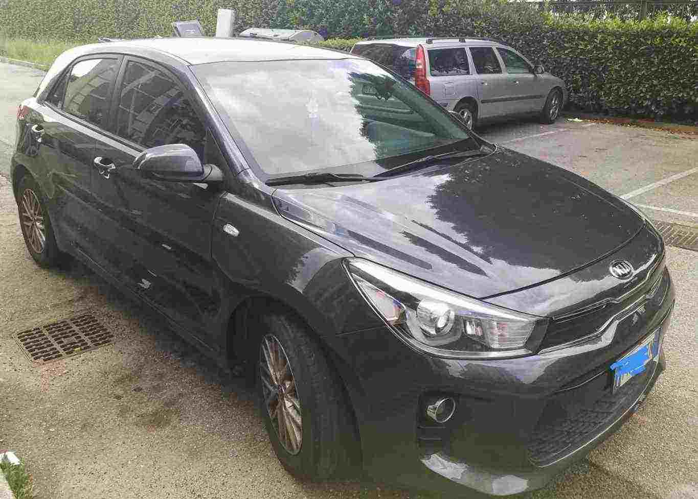  Vendo Kia Rio 1.4  Cdri Active