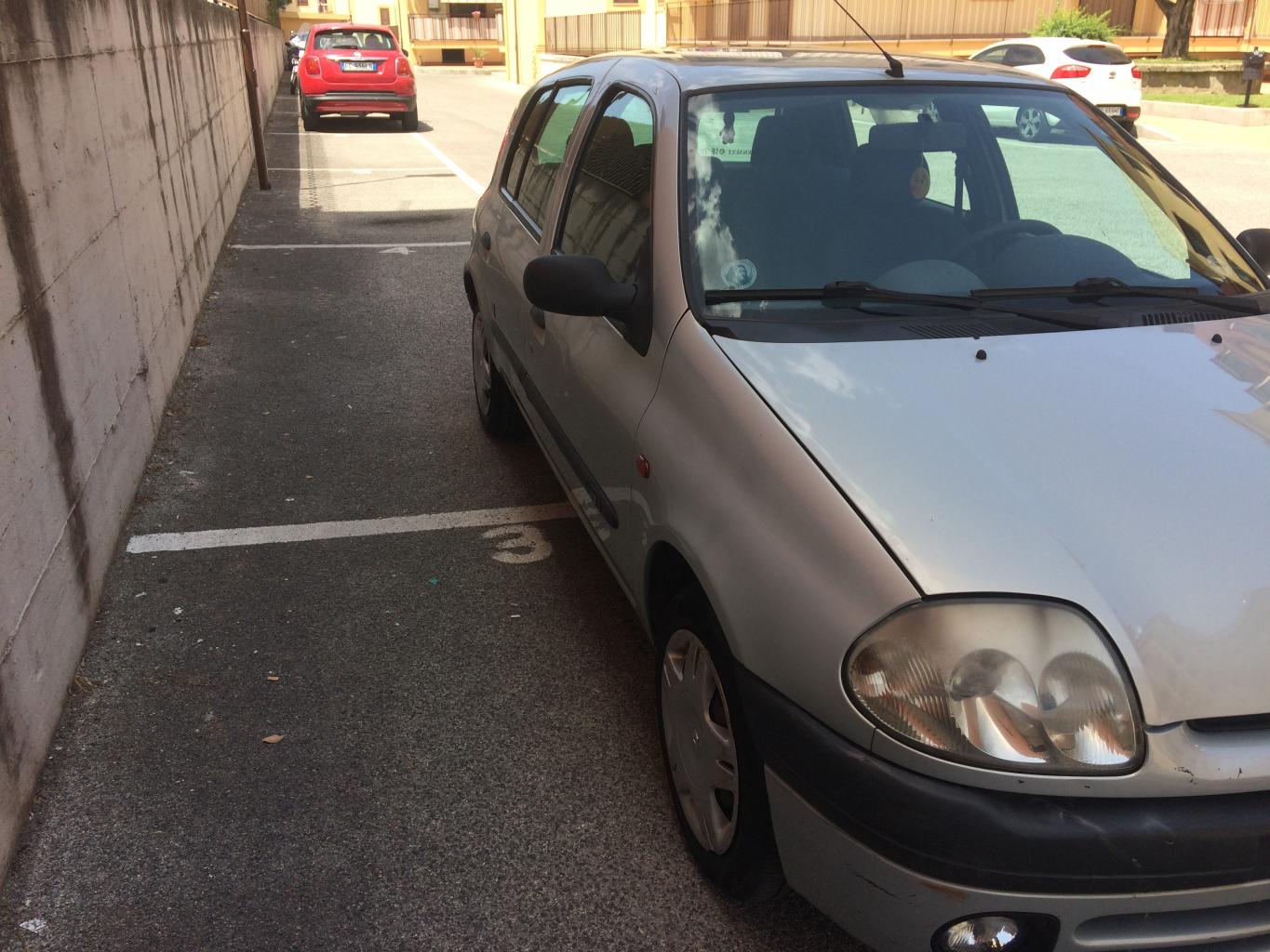 Renault clio anno2000 