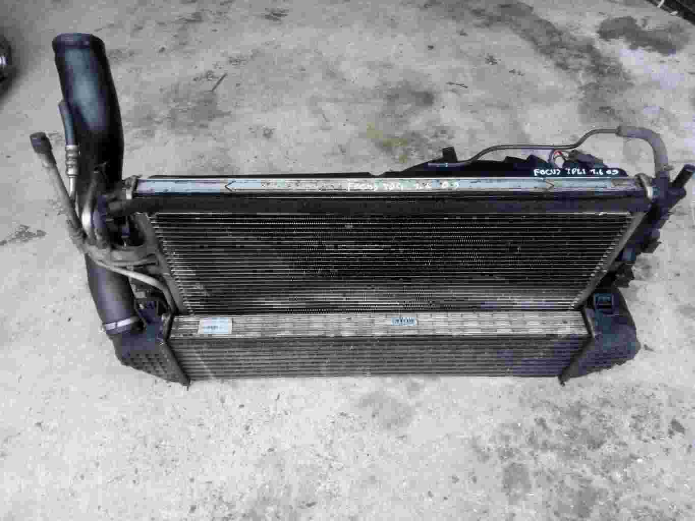 Radiatori con ventola Ford Focus 1600 TDCI 09