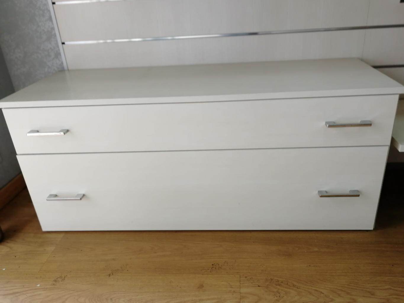 Cassettiera con 2 cassetti