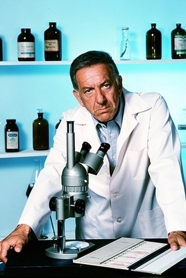 Quincy M.E serie tv completa anni 70-Jack Klugman