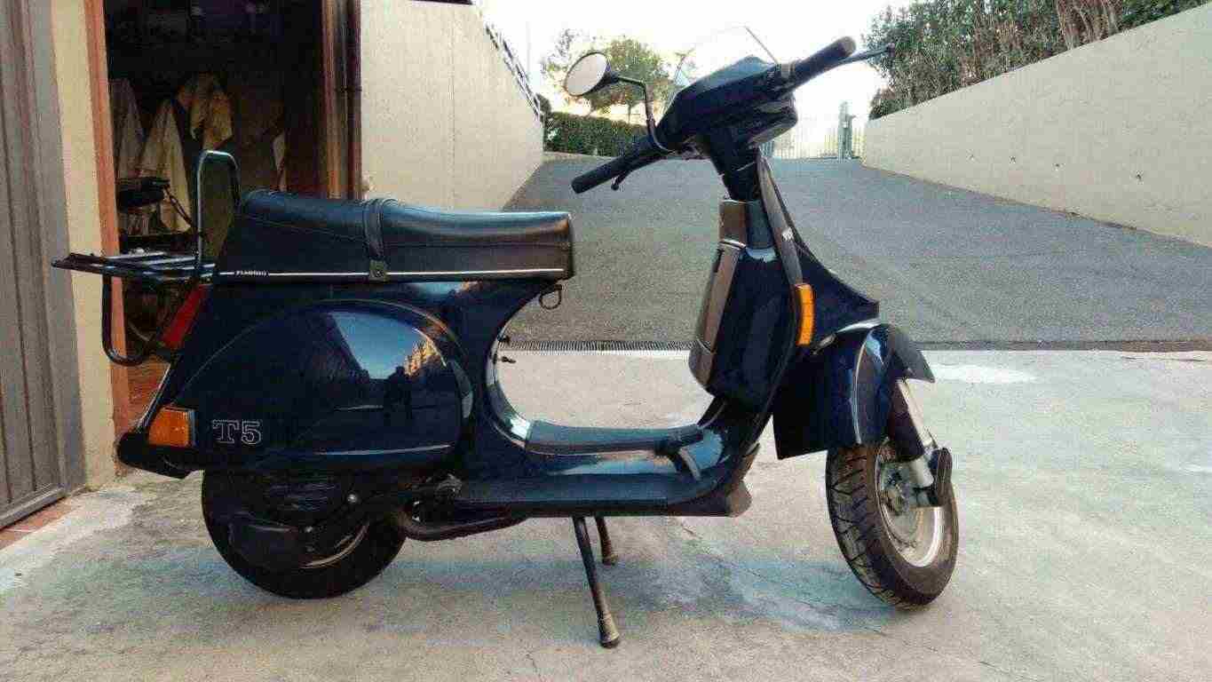 VENDO VESPA D'EPOCA COME NUOVA