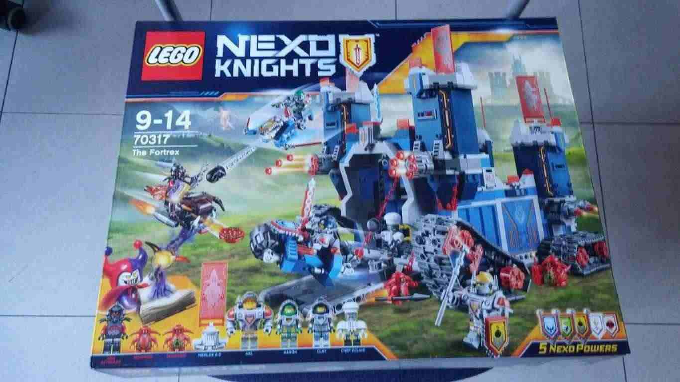 LEGO Nexo Knights 70317 NUOVO