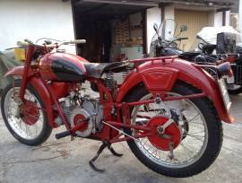 Moto Guzzi Airone Turismo 250c.c. conservato del 1954