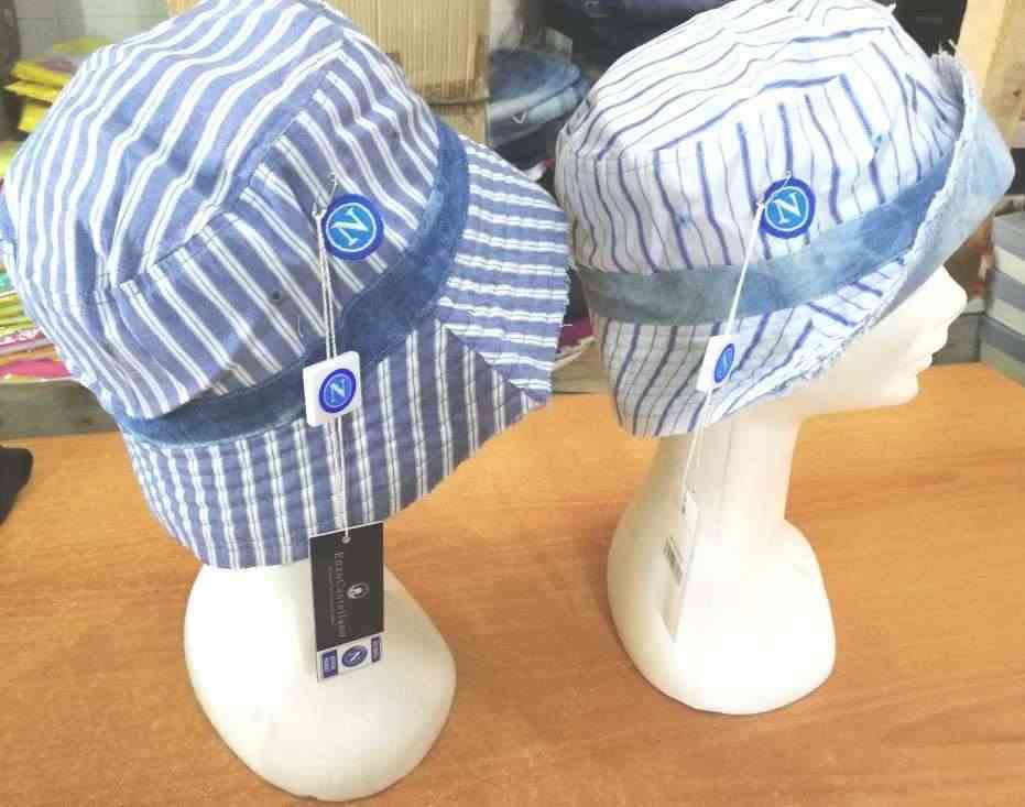 cappelli squadre a 2 euro 