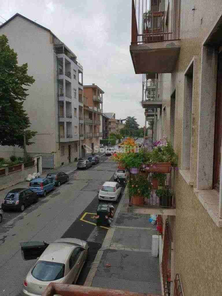 PARELLA - PRESSI VIA SALBERTRAND