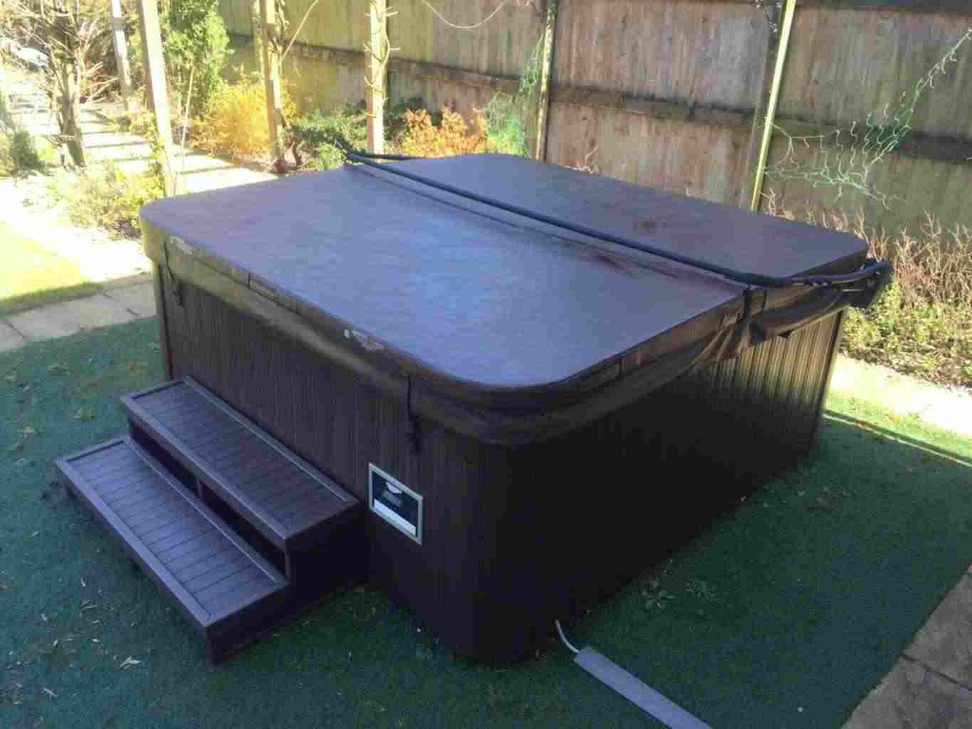 JACUZZI 280 280 HOT TUB /7 PERSONE