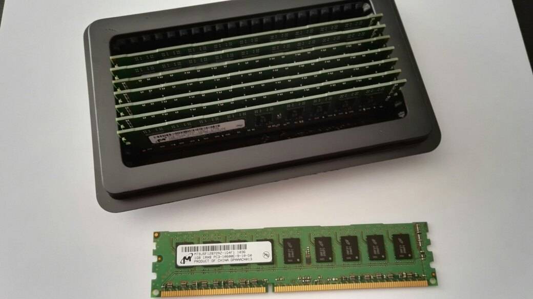 Memoria RAM DDR3 ECC 1066 MHz.