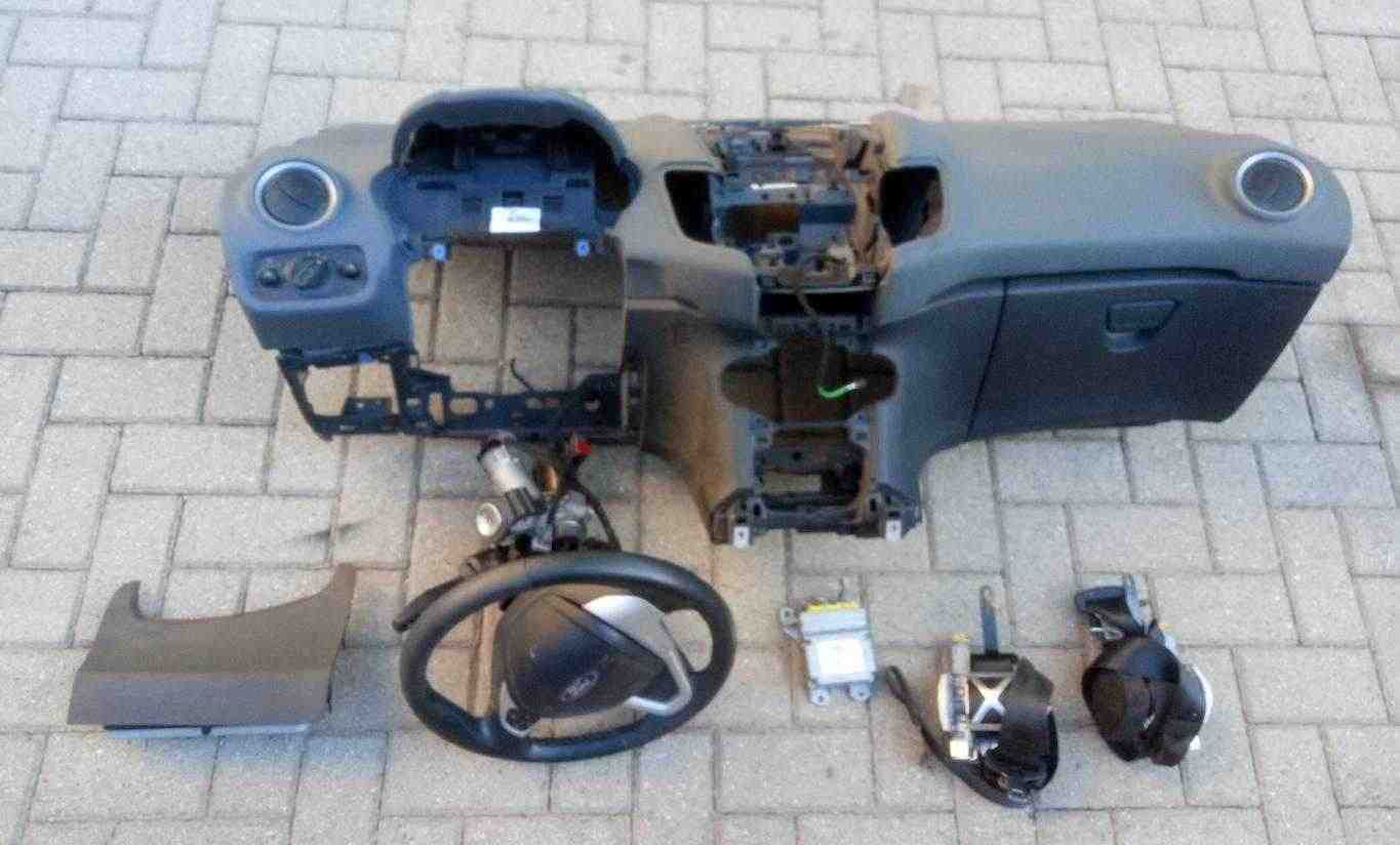 Kit airbag frontali Ford Fiesta 3 porte anno 2011