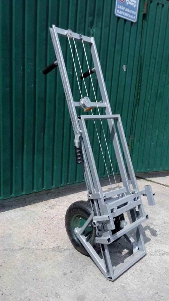 Apilift - carrello per sollevare e trasportare alveari