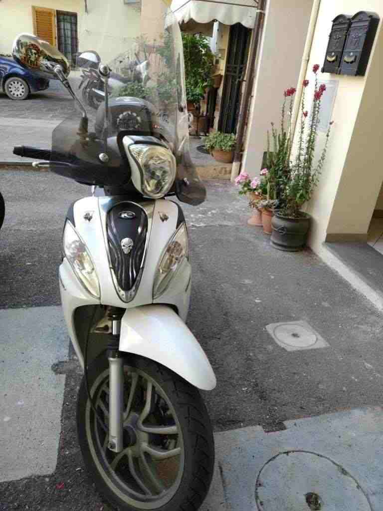 VENDO SCOOTER PEOPLE ONE 125