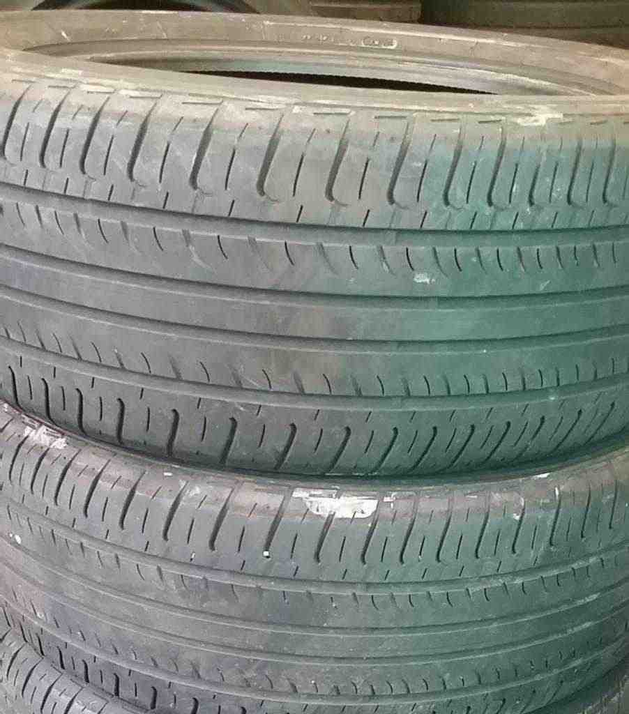 Gomme 235 55 18 Hankook