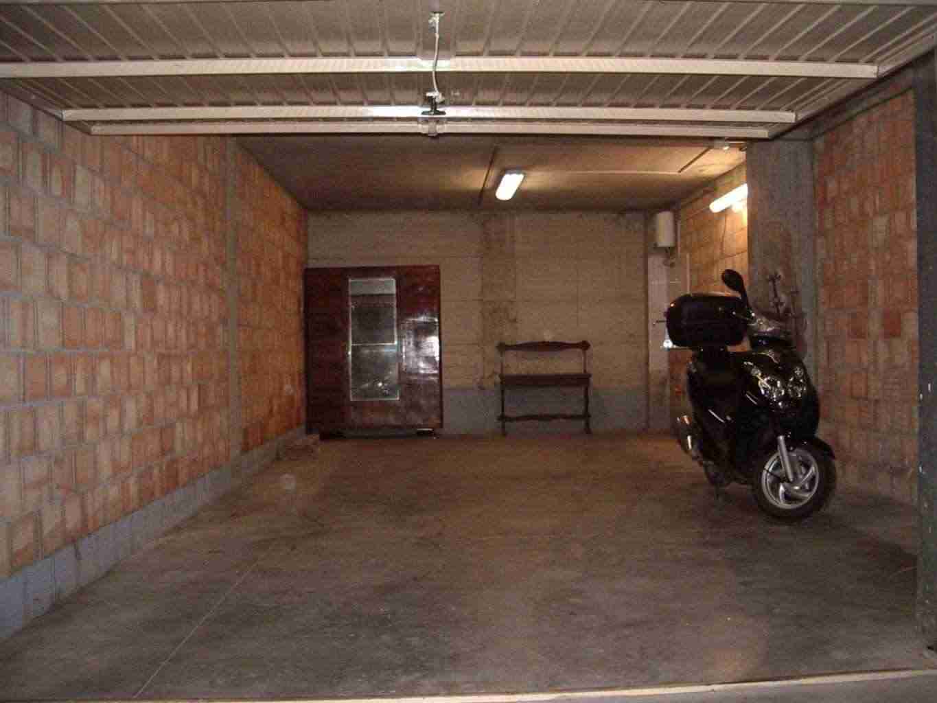 garage magazzino siena sud
